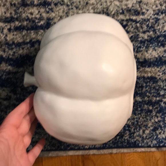 “Trick” medium pumpkin - Rae Dunn - Picture 4 of 6